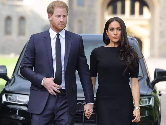 Meghan Markle dice basta: adesso svuota il sacco sulla Regina Elisabetta