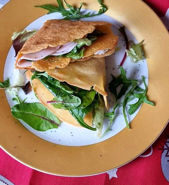 Cena pronta in pochi minuti? Fai le piadine