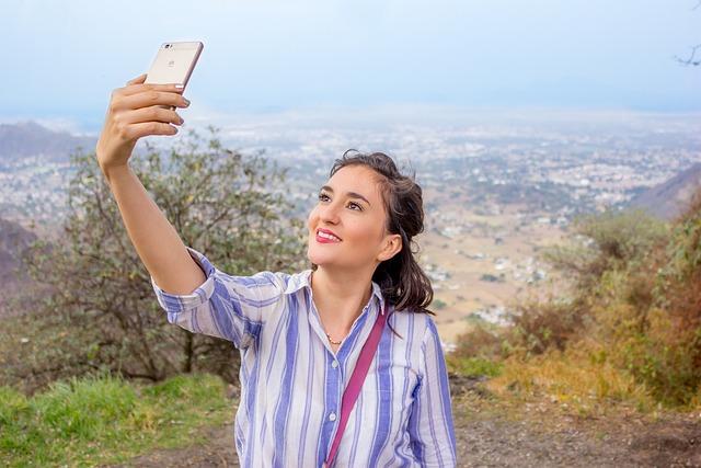 Divieto di farsi i selfie: è tutto vero!