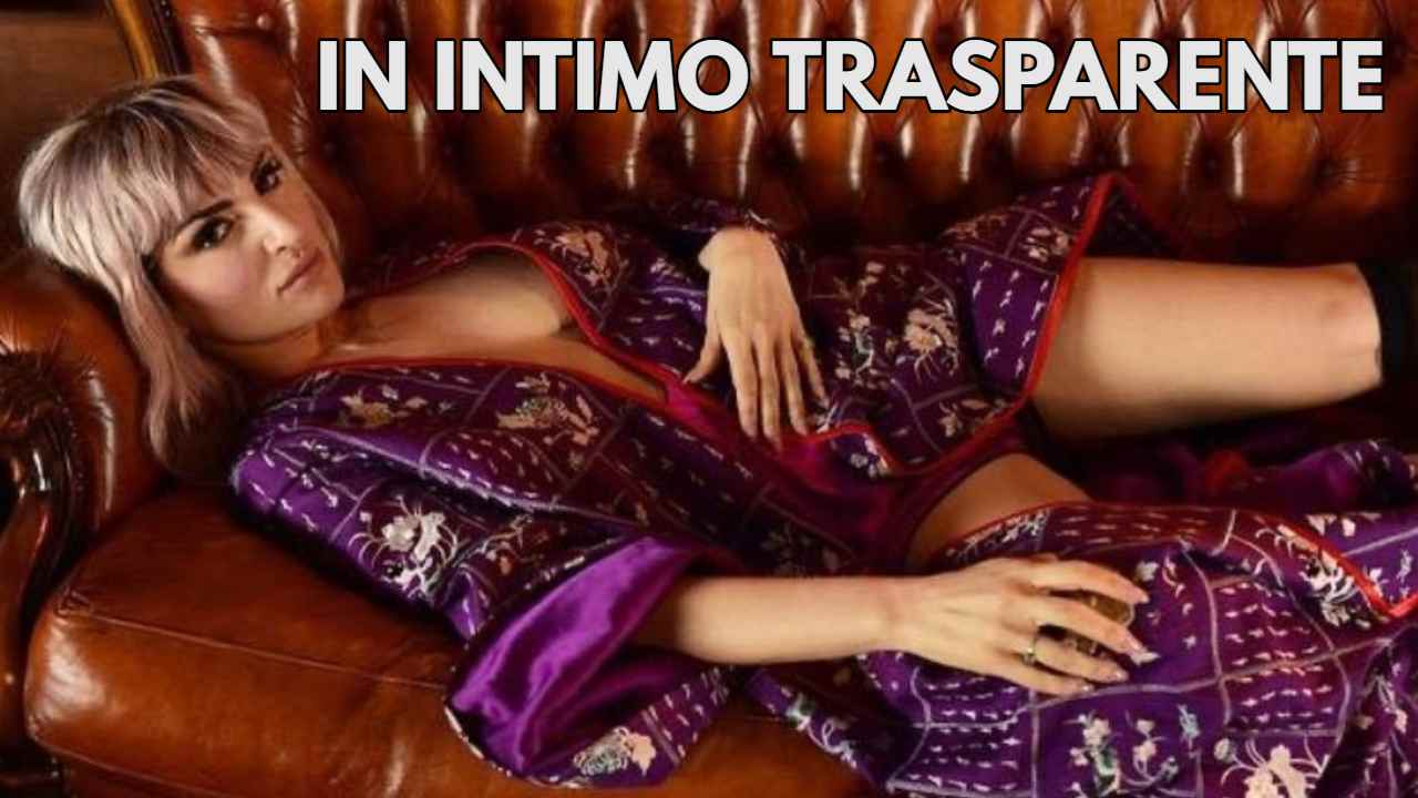 arisa intimo trasparente lato b