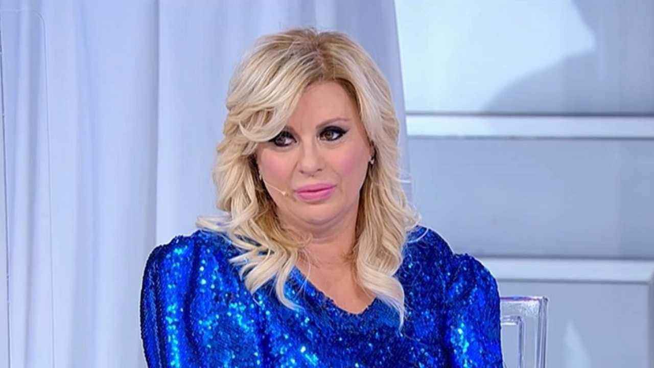 (Tina Cipollari quando era corteggiatrice-Foto: Mediaset)