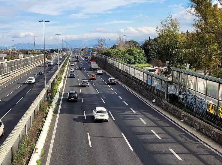 autostrade aumentano pedaggi 