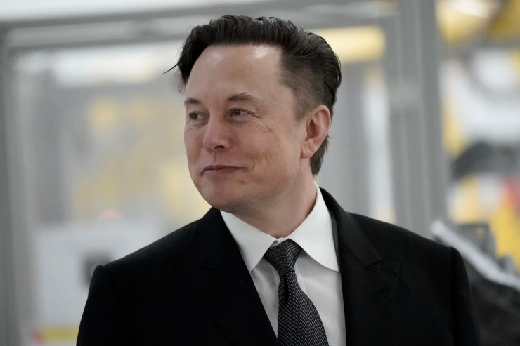 Gli sponsor abbandonano Twitter, l'azienda non sopravvive ad Elon Musk