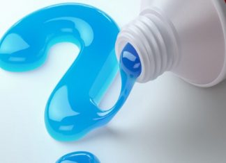 Dentifricio e spazzolina- uso alternativo