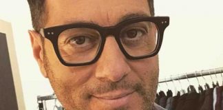 Il conduttore Enrico Papi