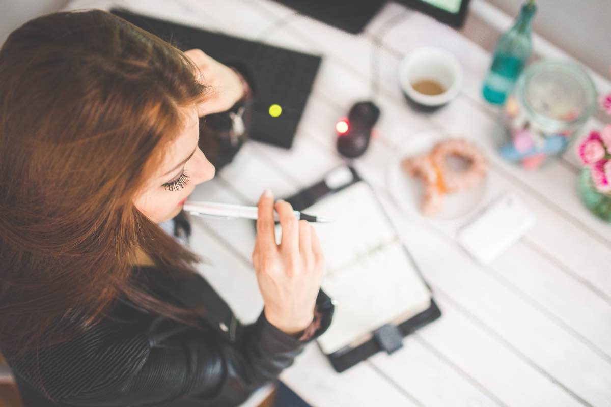 Lavoro ragazza 