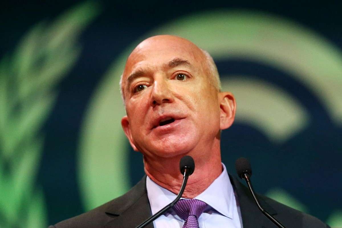 amazon piano bezos lancio satelliti spazio 