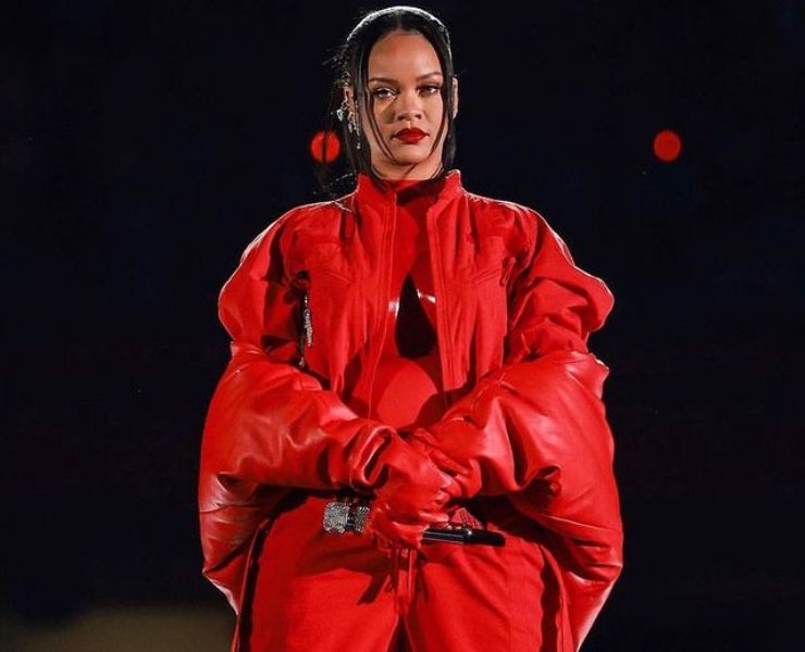 Per quale motivo Rihanna non è stata pagata al Super Bowl