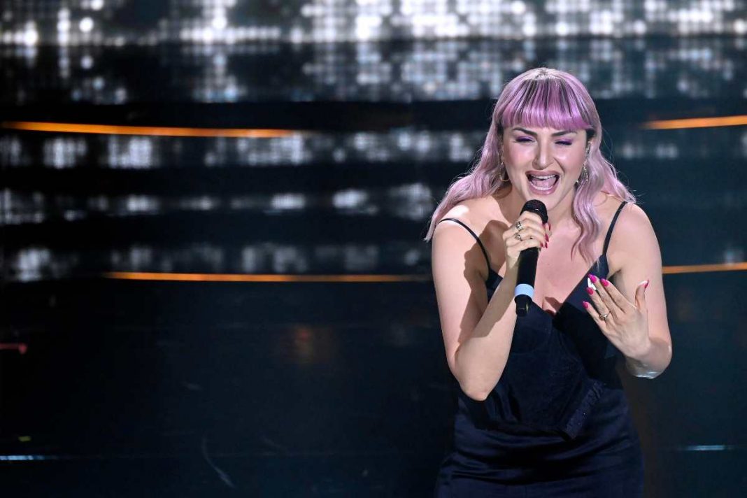 Arisa, le ultime parole fanno preoccupare i fan è allarme sulla sua salute