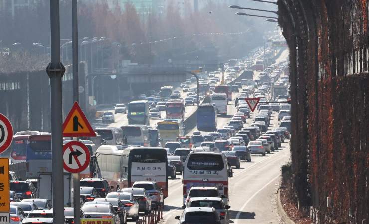 Vivere in zone con forte rumore del traffico aumenta il rischio di sviluppare ipertensione