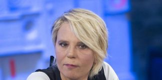 Maria De Filippi programmi sospesi